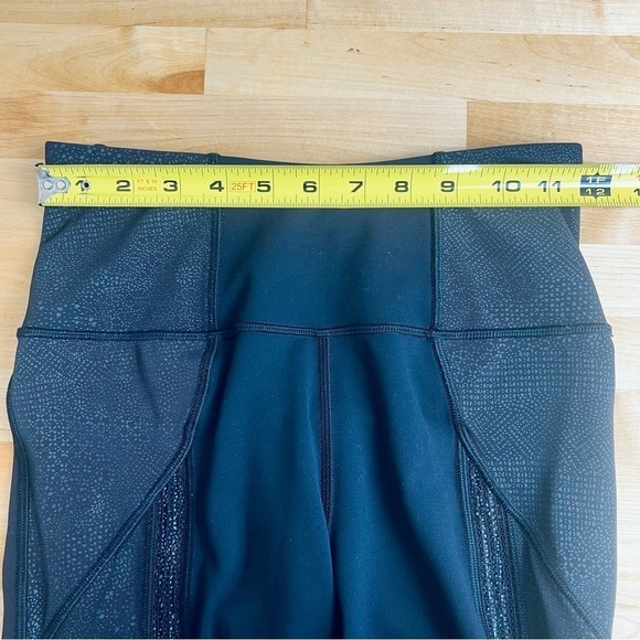 Lululemon Power Lines Crop Leggings Mesh Panels Black Meisai Black White Size‎ 4 - Picture 11 of 12